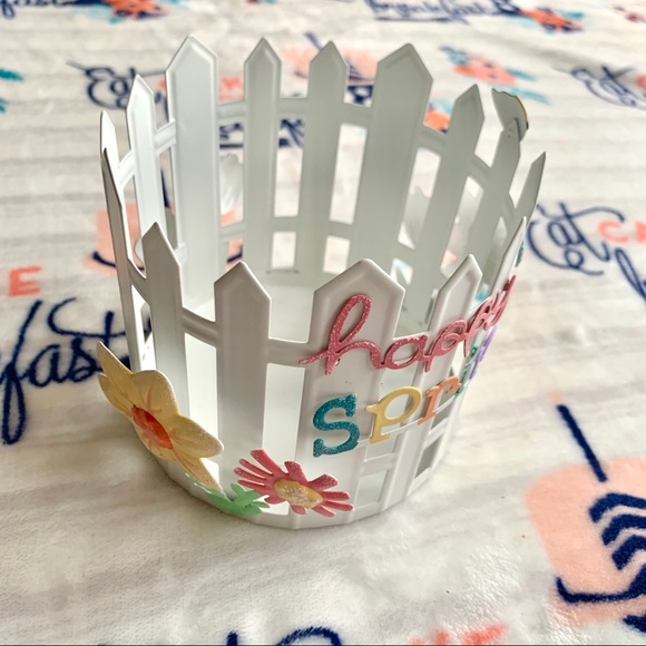 LAST 1! 🌿 Floral Candle Holder 🌿 - Picture 3 of 3